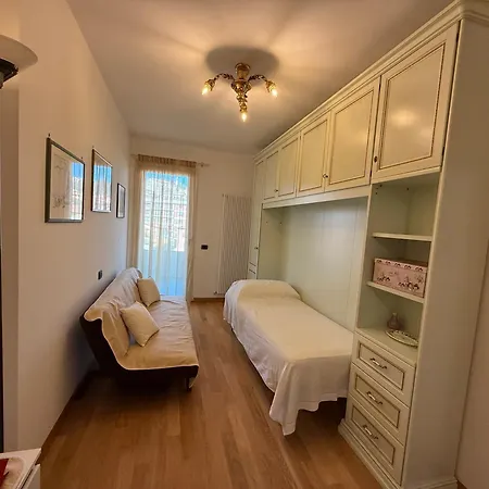 Modern Living In Complesso Residenziale